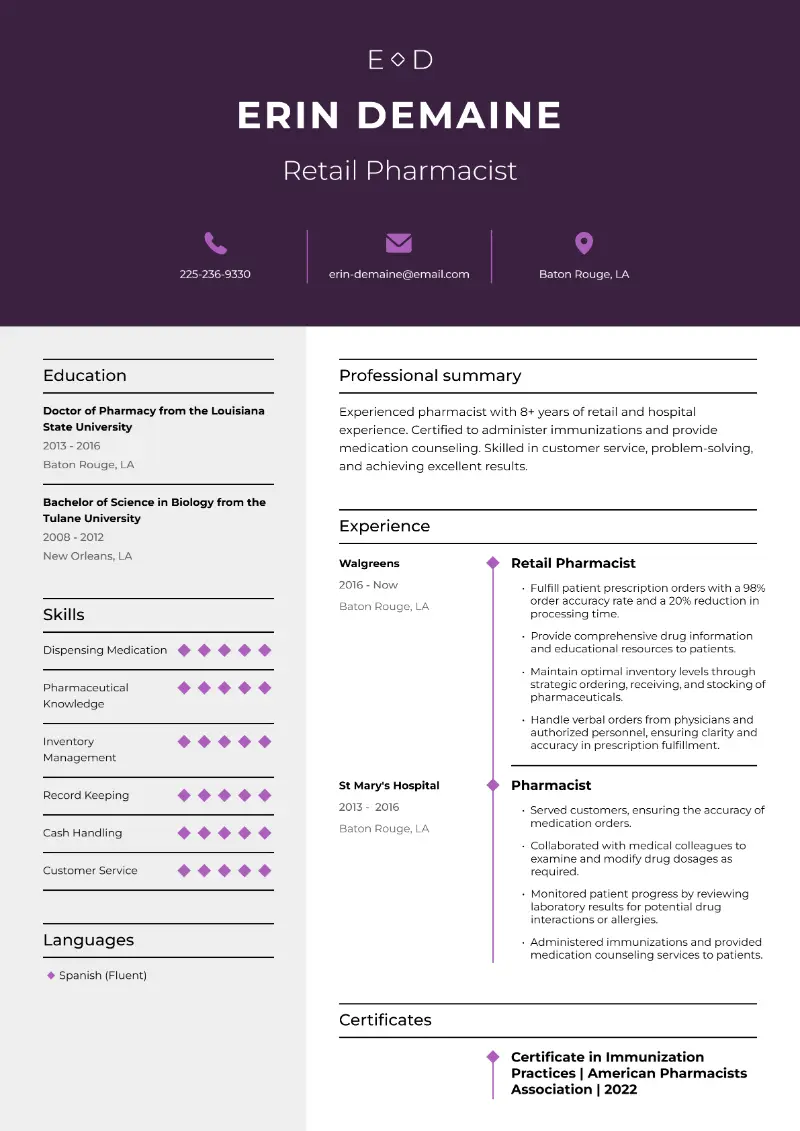 How to Decide Between Two Jobs: 7 Tips for 2025